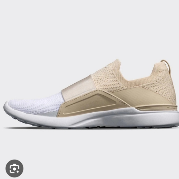 APL TechLoom Breeze Sneakers - Picture 5 of 16